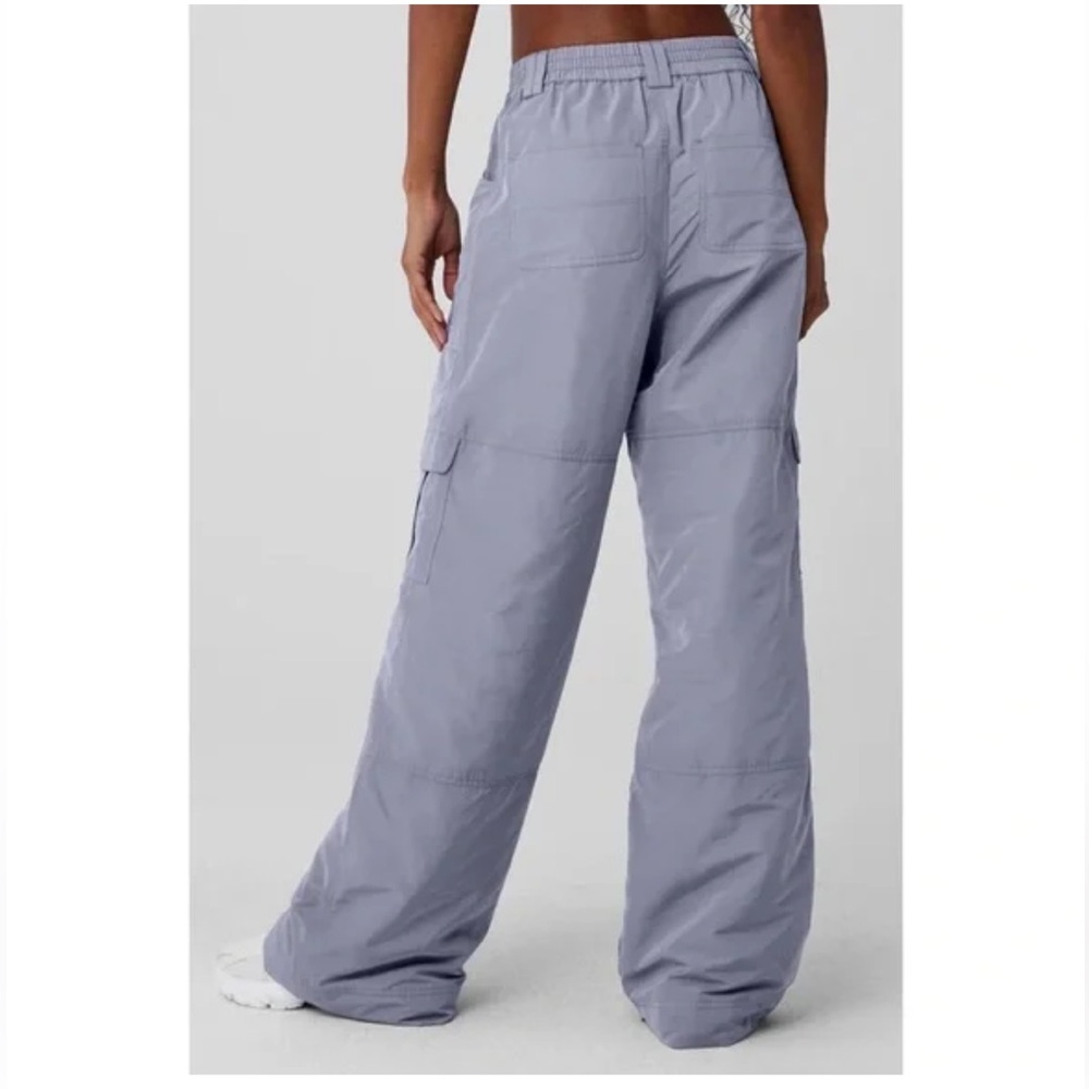 Alo Yoga High-Waist Ski-Moto Puffer Pant Fog S - Picture 2 of 8